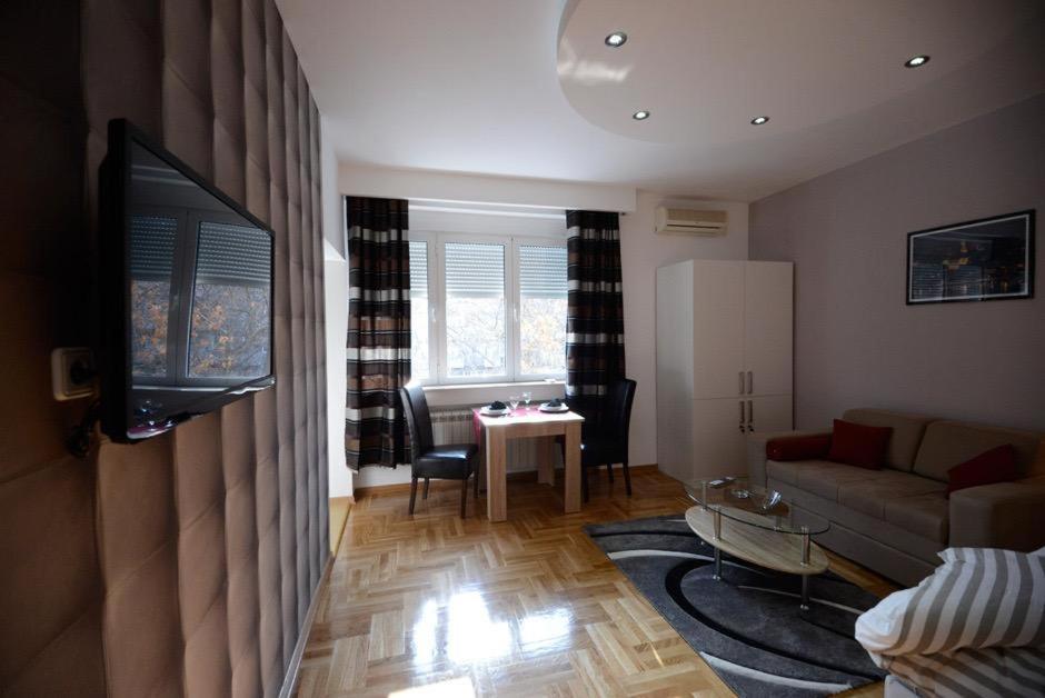 Politika Apartment Belgrade Exterior photo